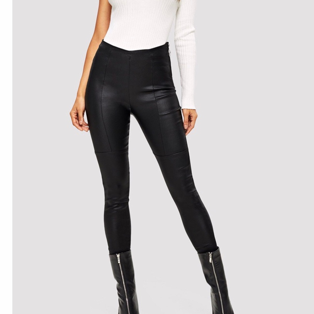 ✨🆕 black skinny leather pants